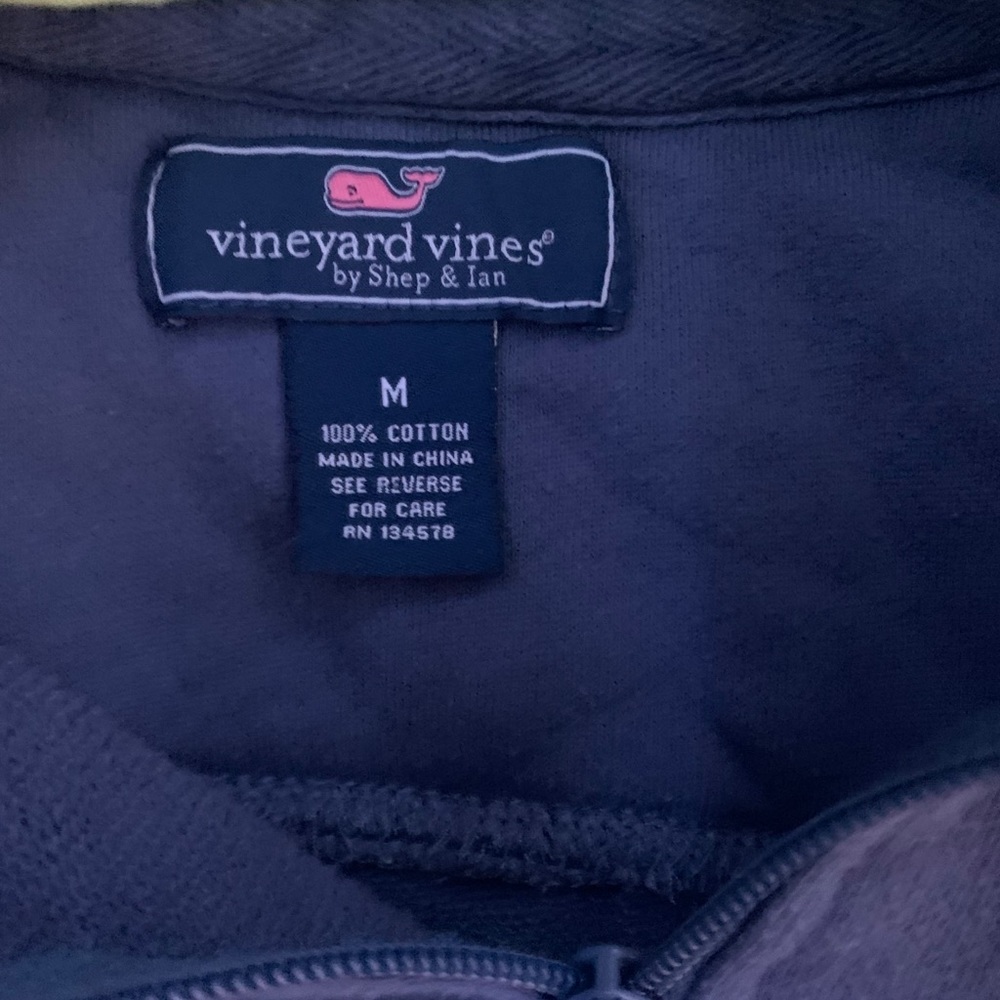 Vineyard vines quarter zip - Picture 3 of 3